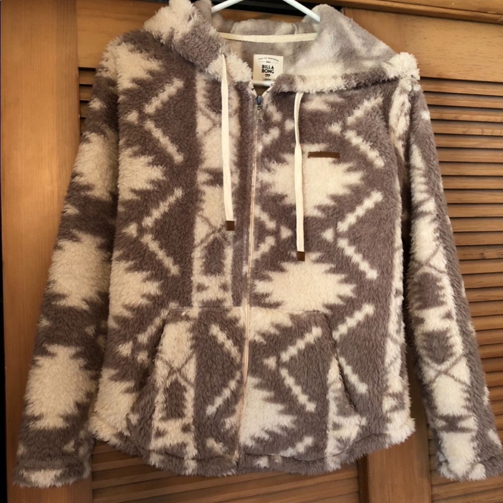 🌴Billabong fuzzy WARM zip up🌴